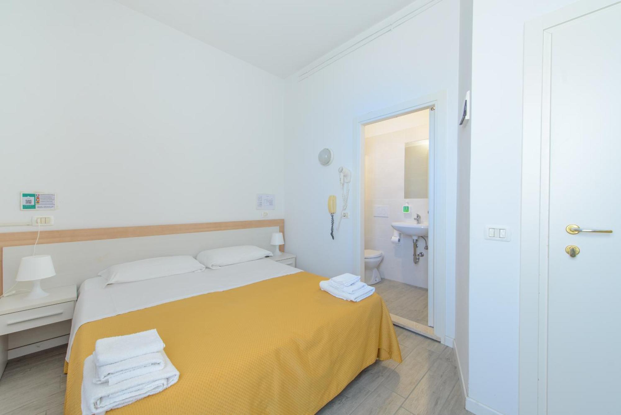 Nautic Beach Hotel Ріміні Екстер'єр фото