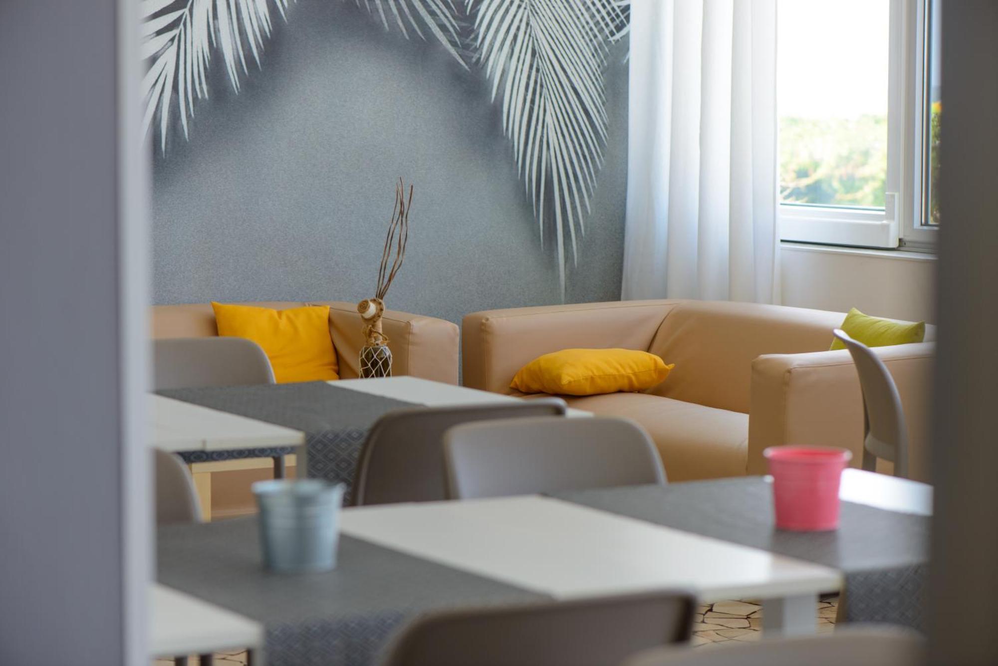 Nautic Beach Hotel Ріміні Екстер'єр фото